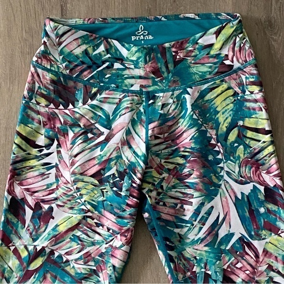 Prana Capri Legging Size Small Tropical Leaf‎ Print Multicolored - Picture 2 of 9